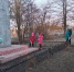 В Речице, что на Брянщине, на субботнике благоустроили территорию у обелиска - Газета Вперёд