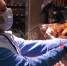 Волонтеры «Единой России» доставляли в Брянске пожилым людям продукты и лекарства вместе с цветами - Газета Вперёд
