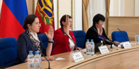 Протоколы об итогах голосования подписали в избирательной комиссии Брянской области - Газета Вперёд