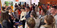 Брянская делегация на форуме посетила «Площадь добрых дел» - Газета Вперёд