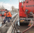 Брянские дорожники чистят городские  ливнёвки - Газета Вперёд